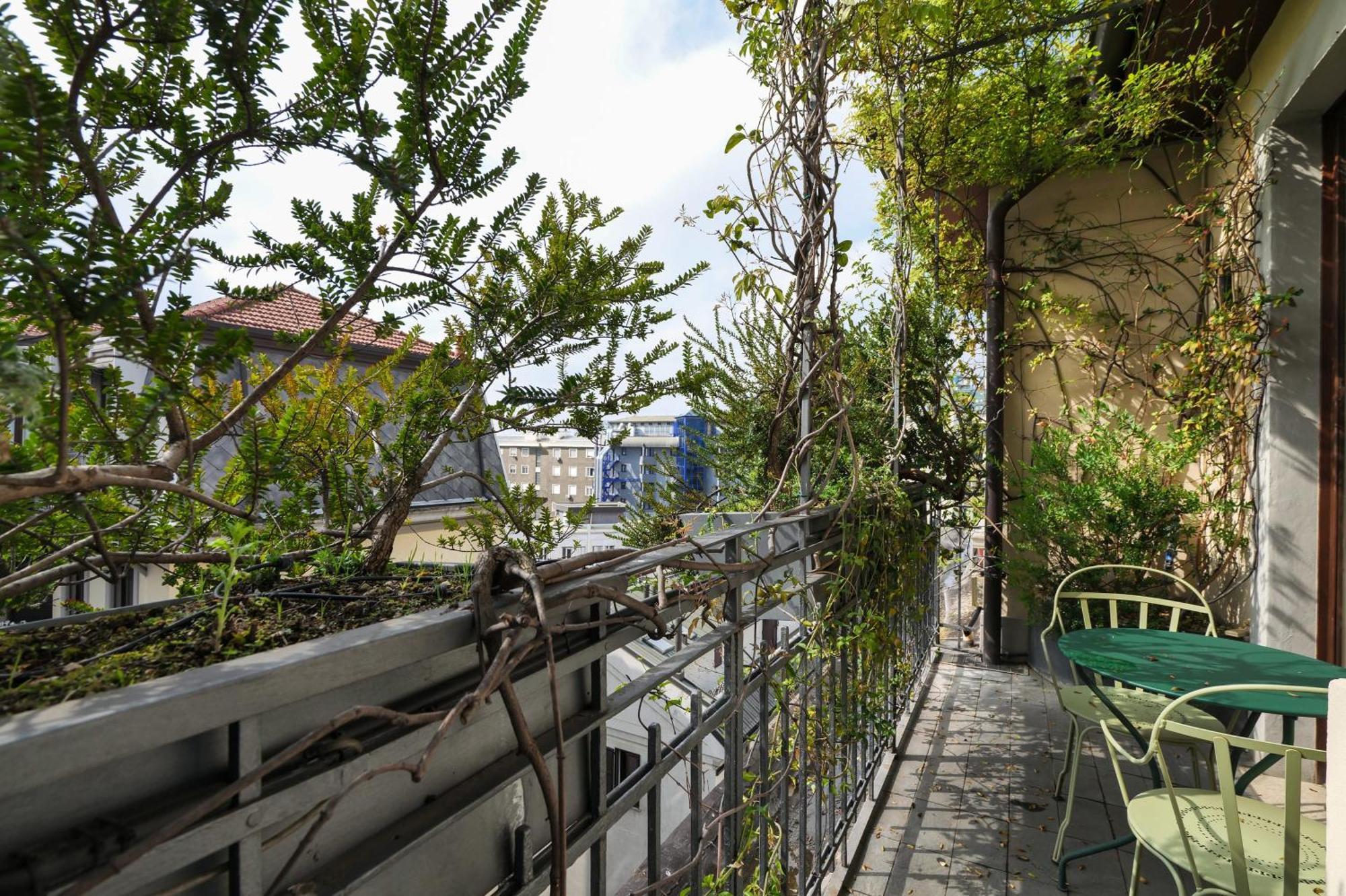 Apartment Luxury Penthouse With Rooftop Terrace